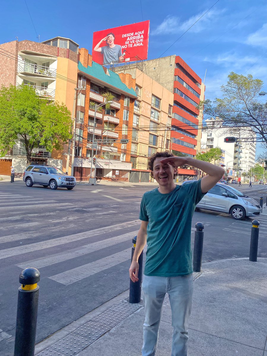 Renté anuncios espectaculares por la ciudad para esto: