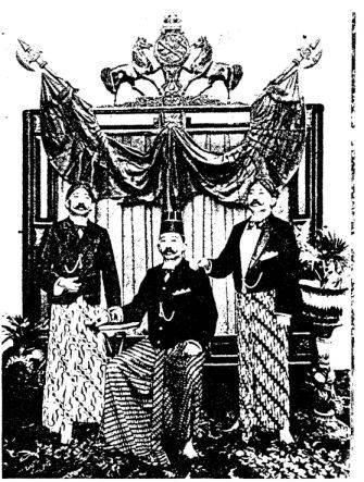 ariel_heryanto's tweet photo. Kemesraan Ningrat-Kolonial-Eropa. sumber gambar: TEMPO DOELOE, E. Breton De Nijs

Tidak semua "pribumi" di lapisan bawah. Tidak semua Eropa di lapisan atas. Tidak di sepanjang masa kolonial diberlakukan tiga kategori kependudukan kolonial. (Charles Coppel) https://t.co/WPnFZ1TgkJ