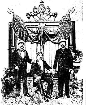 ariel_heryanto's tweet photo. Kemesraan Ningrat-Kolonial-Eropa. sumber gambar: TEMPO DOELOE, E. Breton De Nijs

Tidak semua "pribumi" di lapisan bawah. Tidak semua Eropa di lapisan atas. Tidak di sepanjang masa kolonial diberlakukan tiga kategori kependudukan kolonial. (Charles Coppel) https://t.co/WPnFZ1TgkJ