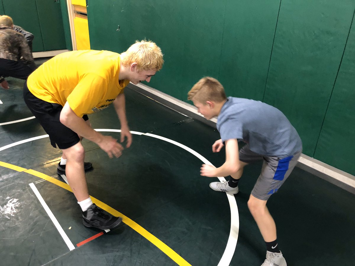 DamascusWrestl1's tweet image. FINALLY 👏🏽👏🏽👏🏽 A little Spoales is able to get him down! 🤼‍♂️💪🏽🏆🥇#champs #makepracticeFUN