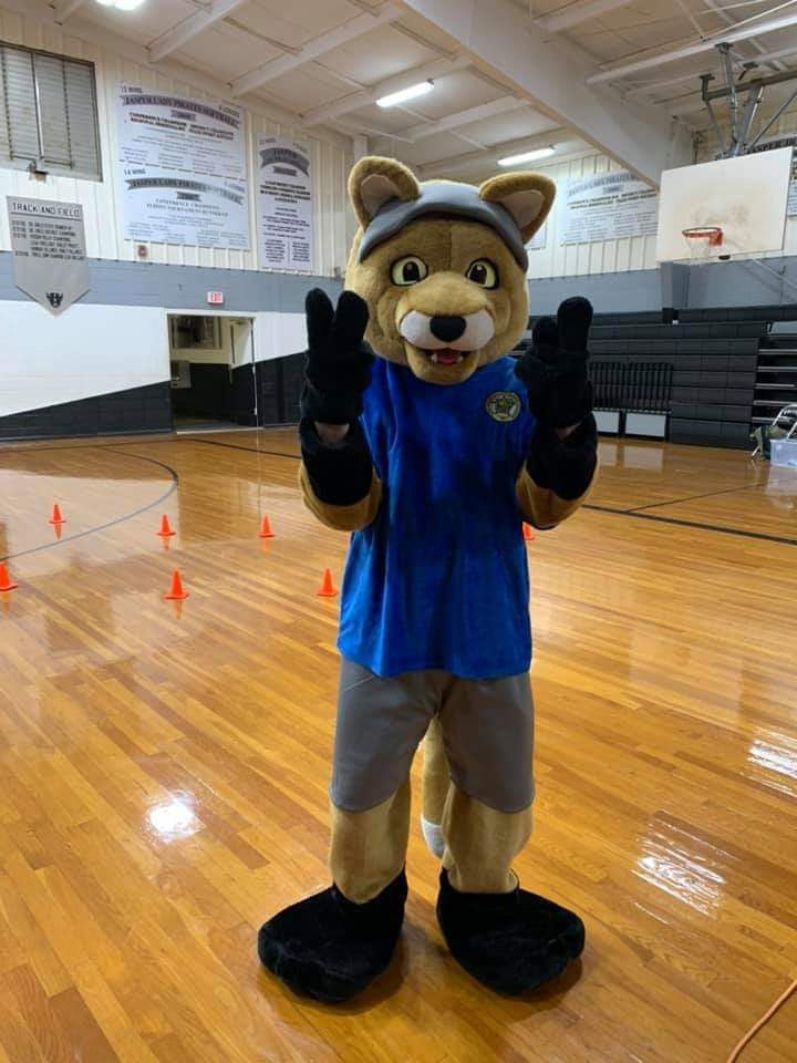 ARSheriffs's tweet photo. Yesterday, we got to visit Jasper HS and talk about the harm effects of drugs and alcohol as well as the dangers in vaping. https://t.co/LccMV2EWZZ
