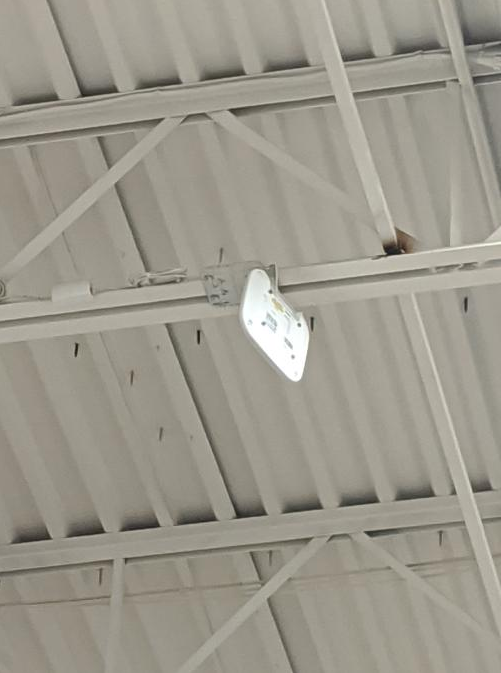 802_11ACarson's tweet photo. Summary: Sam's Club online chat is confused when you report an AP the fell off a bracket. https://t.co/XLTHnjJvi7