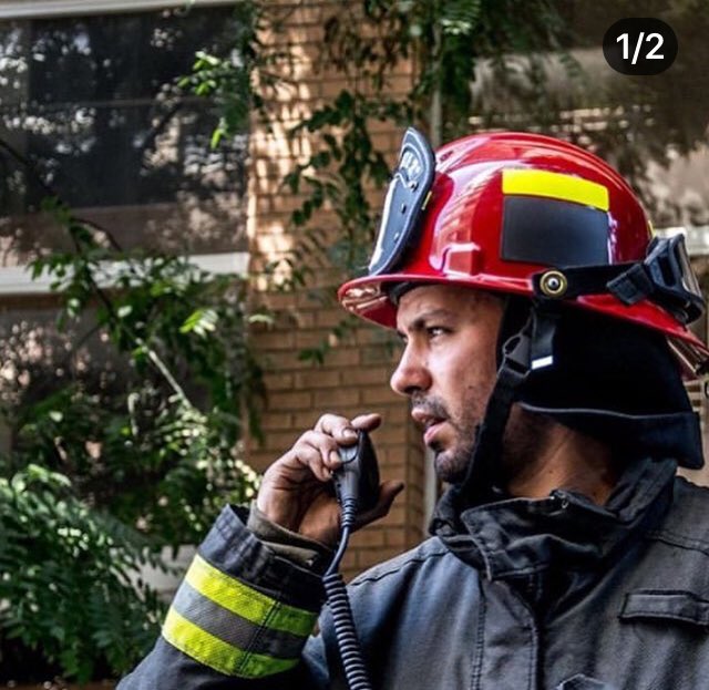 RescueFireStore's tweet photo. Casco @phenixhelmets #firstdue #Estructural - #rescate - #forestal NFPA 1971-195 OSHA . Es el + ligero de la #nfpa Centro gravedad bajo y equilibrado Imanes laterales #comandodeincidentes 🔴NOTICIA DE ÚLTIMA HORA;pronto otro CB se une a la #familia @phenixhelmets https://t.co/bN3xo9XHII