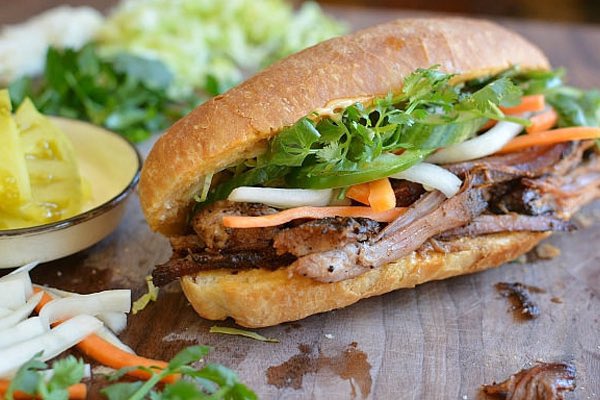 quachhoa12's tweet photo. #KoreansApologizetoVietNam
Cho ăn bánh mì lại từ chối. Cố tình cà khịa , nghiệp tràn lan
#YTN_사과해  alo aloso 1234 #베트남을존중해 Hàn Quốc xin lỗi đi. Tôi đổi sang hẳn Sing rồi bà coăn ơi :3 https://t.co/4kwFHrQlrF