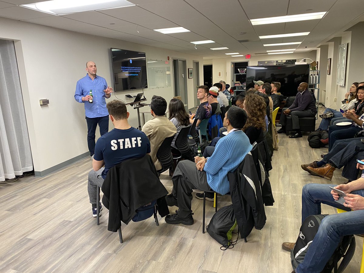 PHLblockchain's tweet image. Under way with @pharkmillups of @helium, presenting to a packed house about building a decentralized wireless network. Thanks to @splinterlands and @HarbingerSys for sponsoring, and for @PromptWorks for hosting us in their awesome offices.