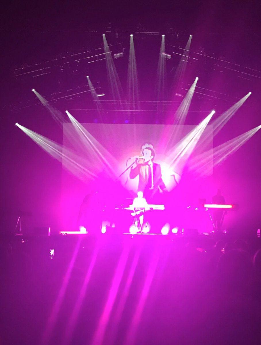 JanetMSix's tweet photo. Going to miss seeing @howardjones in Dallas tonight. Hope you have a great show! 🙏 NMRK https://t.co/S0MQUWvqm4