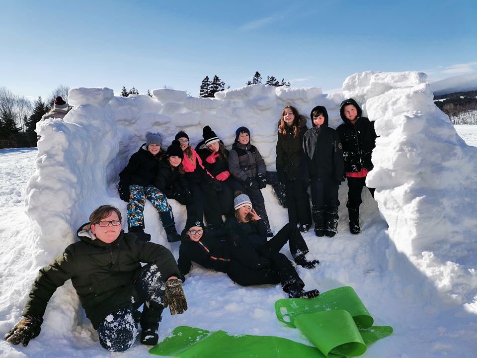 BMS_Blazers's tweet photo. As part of Kindness Week at Belanger we centated Pink Shirt Day and enjoyed an awesome afternoon of activities outside!  @NLESDCA https://t.co/yqHtsYyyGe