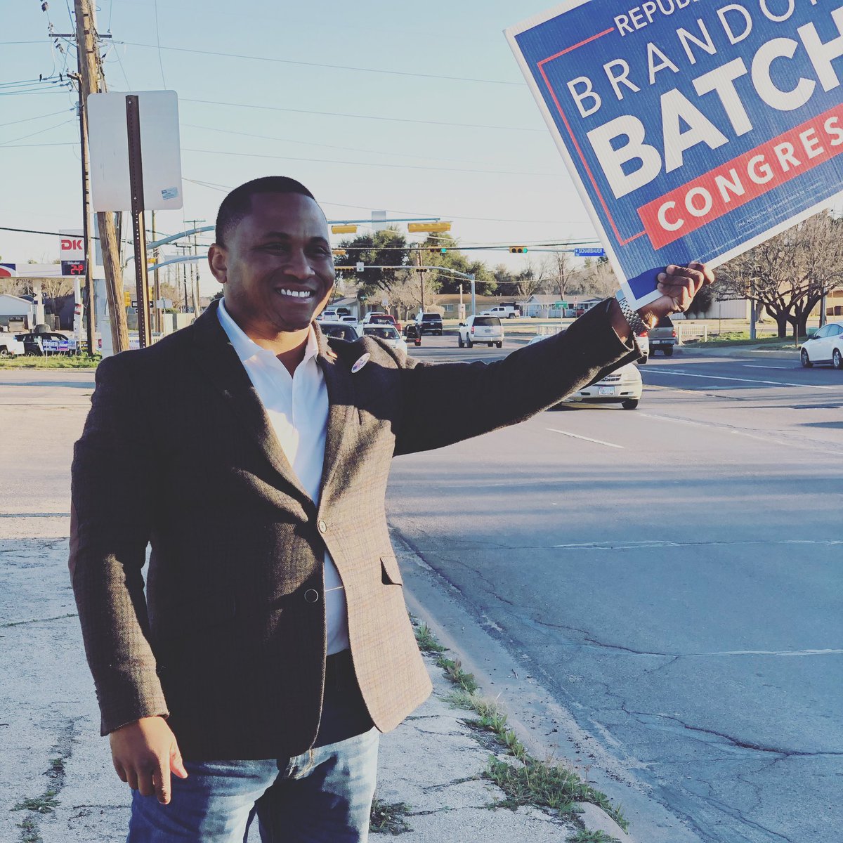 batchfortexas's tweet photo. Working hard has never been a problem. It’s how you get ahead in life. If you see my good friend and campaign manager Benjamin Keith
or myself at a polling station near you waving some Batch signs, show us some love and give us a honk! We work for votes!! #backbatch https://t.co/Ac9TzW7ibn