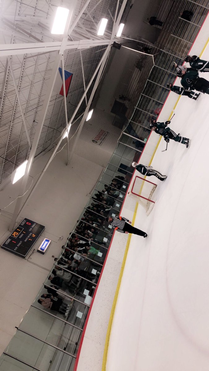 J_Garypie's tweet image. Thank you for an awesome year as a #BFIT. Go Irish ☘️ @FGRGHHockey @FGRathletics @fgrsection