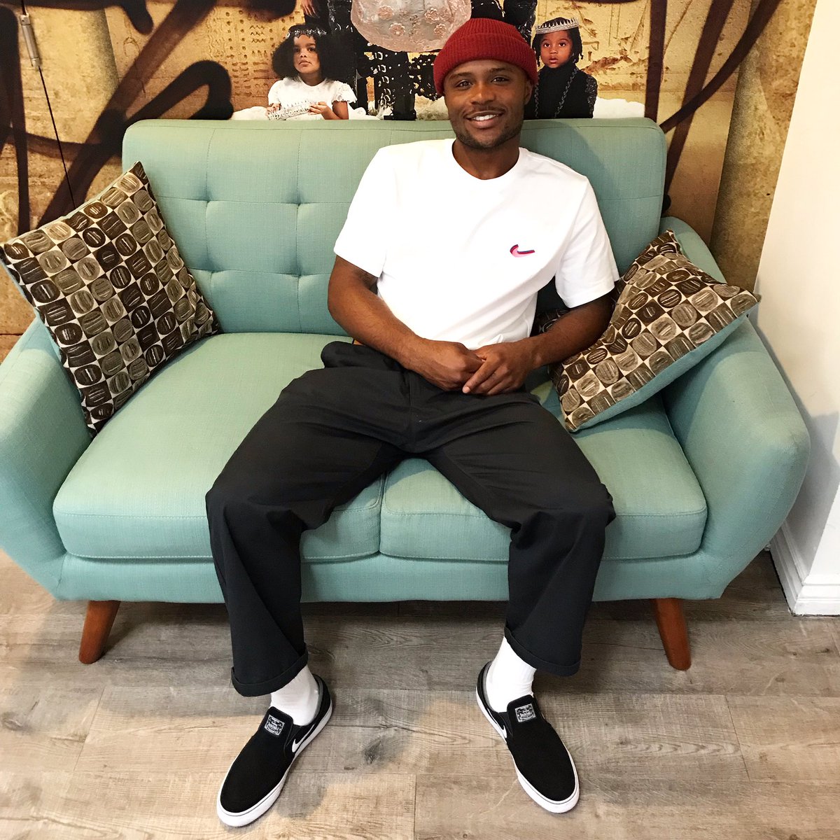 desiree_astorga's tweet photo. Special Re-air
@Dashawndjordan
@TheDesiree_Show
@dash_radio NOW! #DashTalk
#DashawnJordan #ThankYouSkateboarding #BusinessAndCo #TheDesireeShow https://t.co/BgMcas9IGe