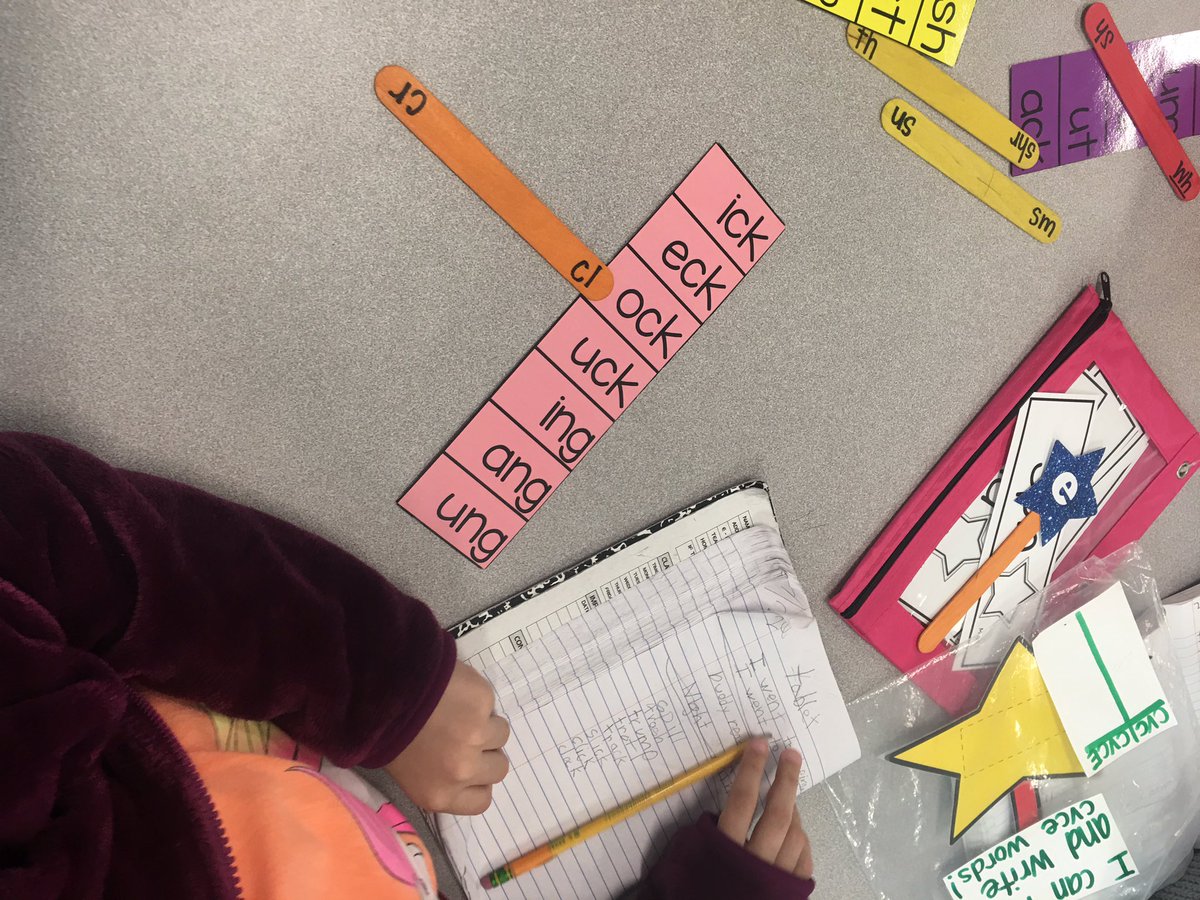 JKPenders's tweet photo. Differentiated phonics support student success in 1st grade!#growingreadersandwriters https://t.co/N8o8hfkERX