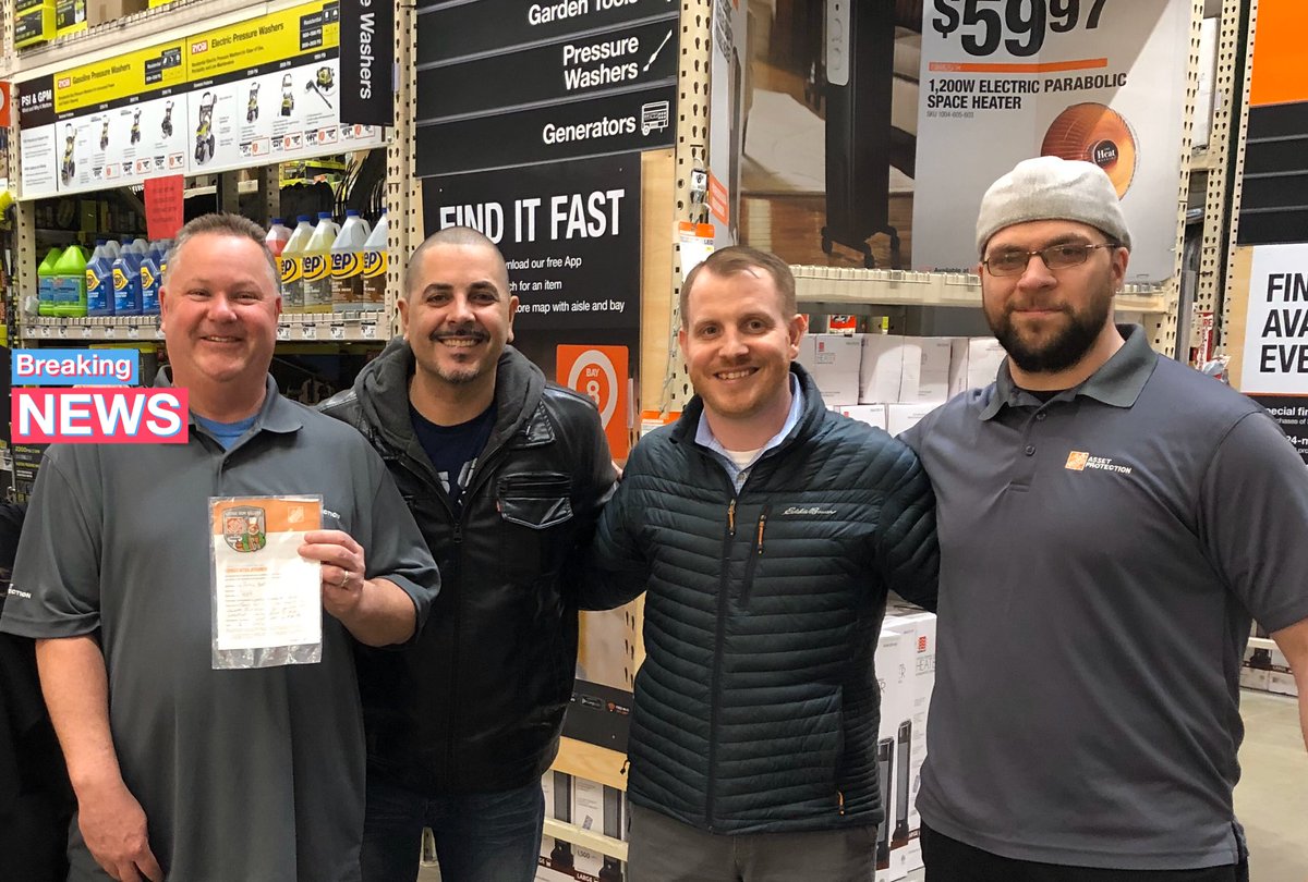Perry being recognized by @LincLefebvre for his passion and ownership at 4112. Well deserved Perry, so happy to have you on the team. <a href="/BrockDarby1/">@BrockDarby</a> <a href="/tmccarthy095/">Tim McCarthy</a> <a href="/dennison_bryan/">Bryan Dennison</a>
