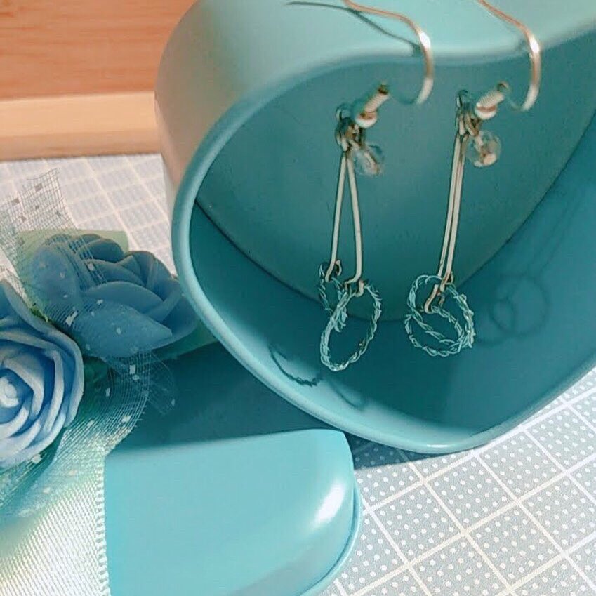 joyce92110's tweet photo. Handmade earrings 
手工耳環
#handmade #earrings #手工耳環 #手工 #耳環 #飾品 https://t.co/eQIViIbomg