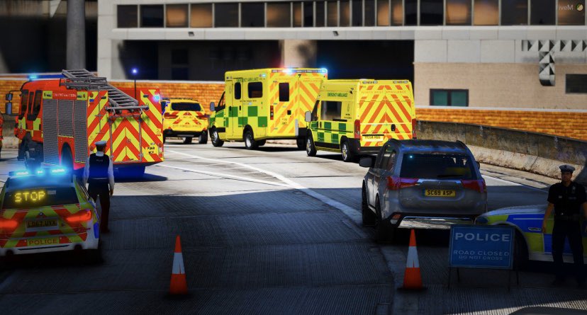GMPRPC's tweet photo. During lunch time today we had reports of a 2 vehicle RTC within Greater Manchester. Luckily all occupants are safe and well, all discharged at scene. 
-
To get involved visit link in bio! 
-

#police #fire #ambulance #crime #thinbluline #fts #game #community #gta #fivem #gta5 https://t.co/YGhwHrgEV1