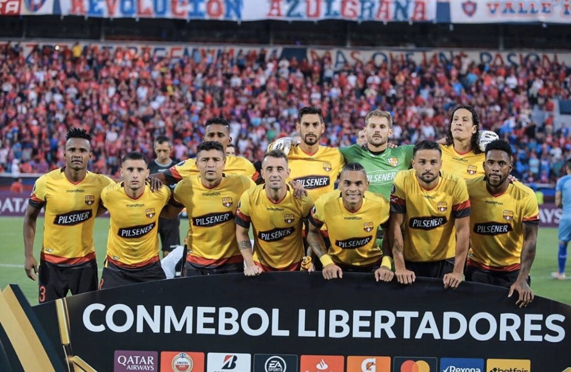 Feliz de ver al
<a href="/BarcelonaSC/">BARCELONA S.C.</a> en fase de grupos de la Libertadores..1er equipo en la historia que llega a fase de grupos desde fase 1..tremendo nivel. Grande Rolando Azas y feliz de que mi hermano <a href="/profenriqueoya/">Pedagogía/sicologia del (para) deporte (!?)</a> haya aportado un grano de arena desde su especialidad en esta etapa.