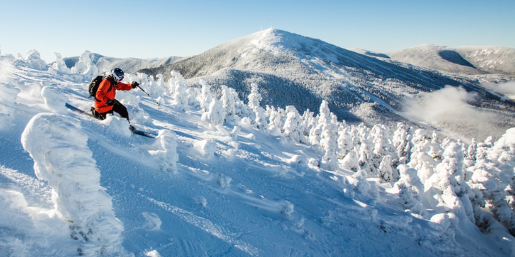 getskitickets's tweet photo. Sugar and spice and everything nice✨Photographer Jamie Walter courtesy of @SugarloafMaine #sugarloaf #sugarloafmountain #sugarloafny https://t.co/DxrXCFztYQ