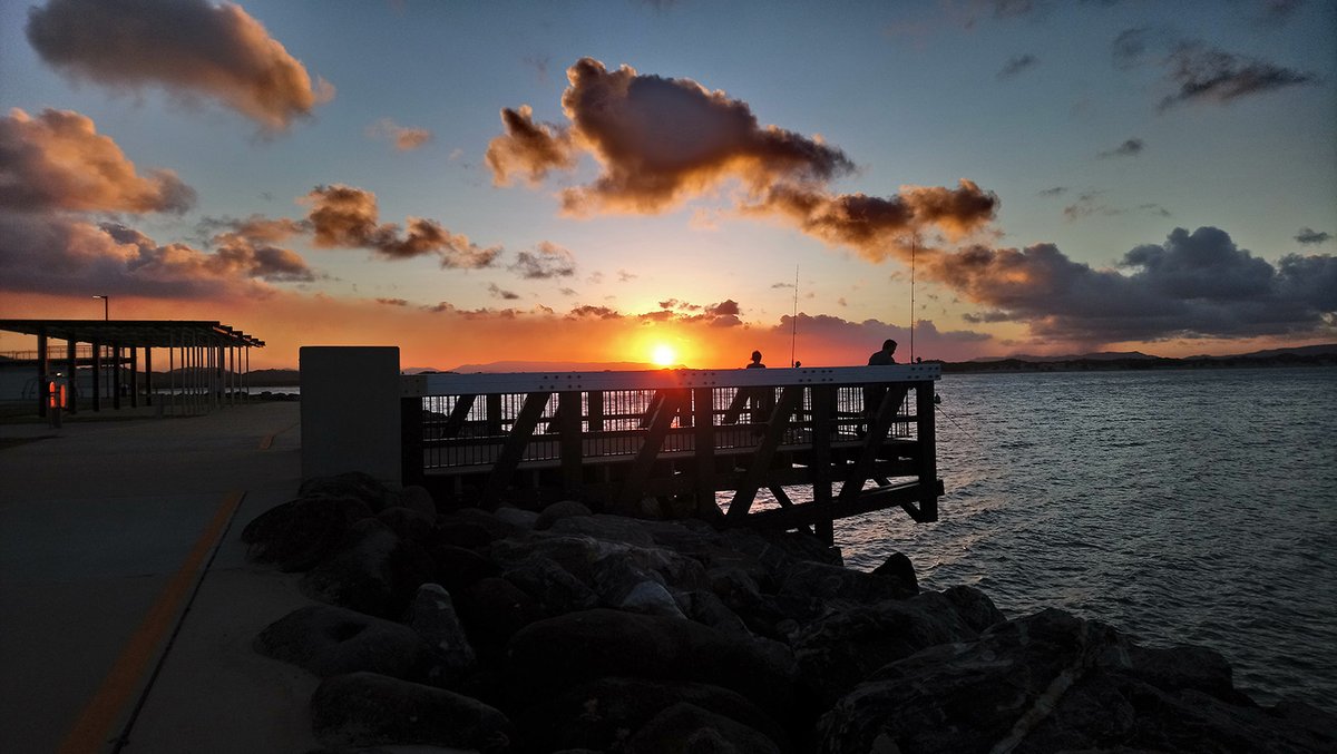 CooktownTNQ's tweet photo. Where will you be watching the #sunset tonight? If you're in @CooktownTNQ drop a line in at William Daku Park to catch this view. 

#fishing #Cooktown #thisisqueensland #exploreTNQ https://t.co/MESKhQURjQ