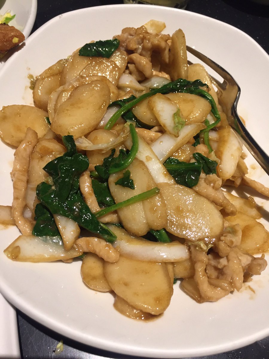 mysshineholiday's tweet photo. A2 Chinese food is so broad but I especially like anything from Din Tai Fung #FoodTravelChat https://t.co/f2zL0xo0EJ