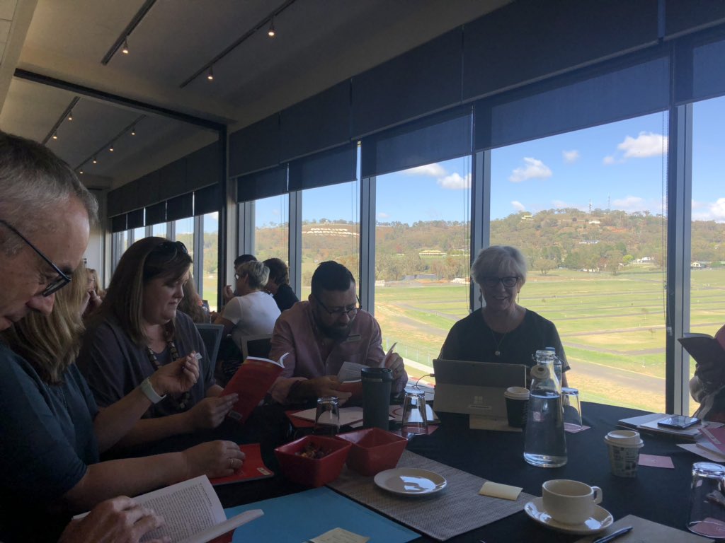 Louise Francis tweet media