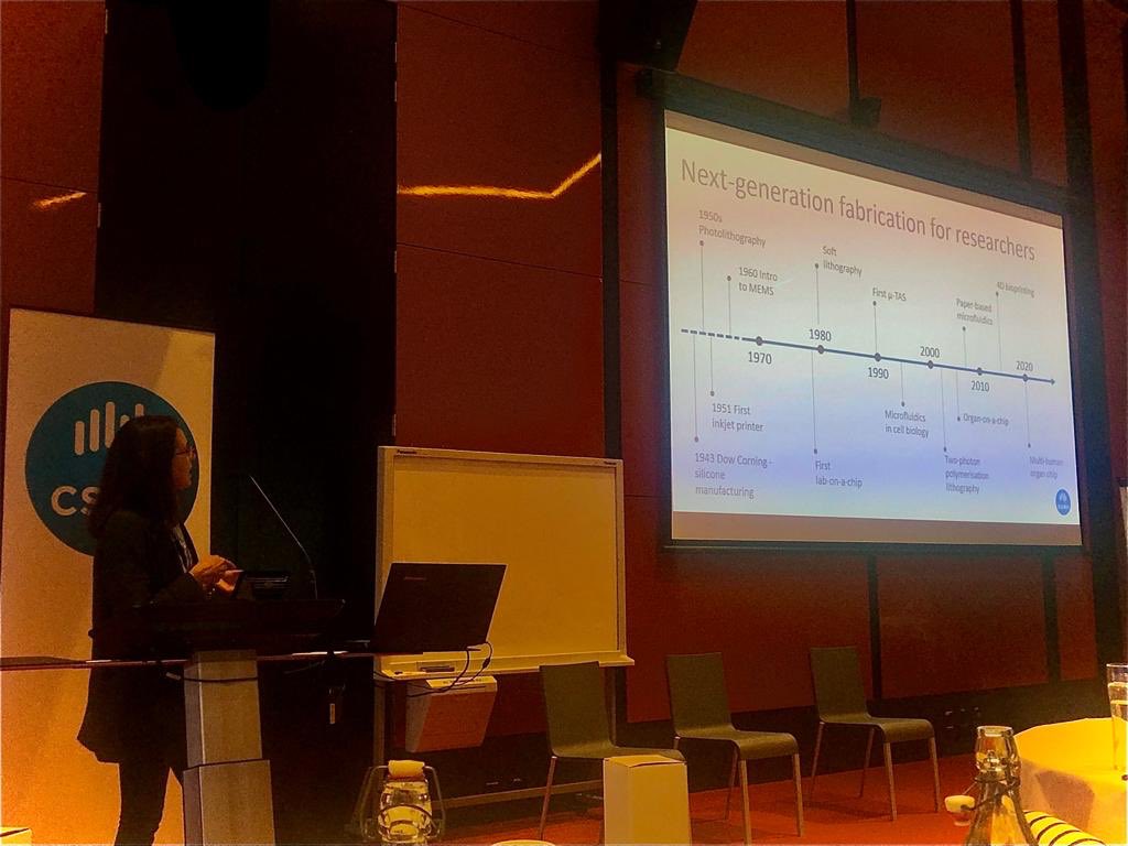 voelcker_lab's tweet photo. Great overview and session opening by @malbamrtn at the @csiro symposium. Learning how recent advances in #materialsciences are opening new paths for improved #biologicalmodels. https://t.co/nDzVStxgtP