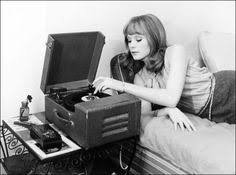 Lost in turntables! (Part IV) 'Adua e le compagne / Adua and Her Friends' (1960 / Antonio Pietrangeli) 'La peau douce / The Soft Skin' (1964 / François Truffaut)'Cría cuervos / Raise Ravens' (1976 / Carlos Saura) 'Jackie Brown' (1997 / Quentin Tarantino)