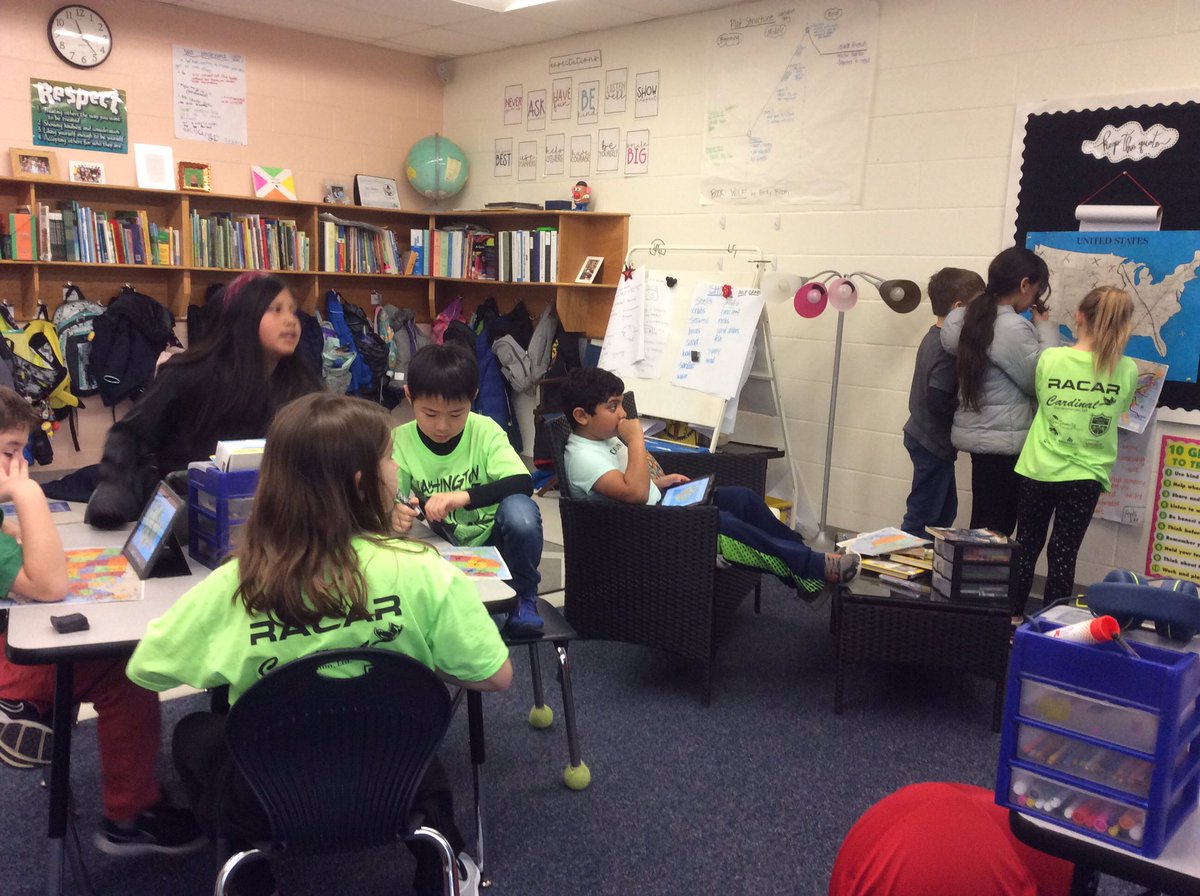 Mrs_Tackett's tweet photo. Yesterday, we connected with @MrsSandler85 and 4th graders in Colorado! We thought it was so cool that the students at their school know two languages. We were also a little jealous that they had 19 days of snow in February! 📸 by Allie. #mysteryskype @HilliardWolves https://t.co/AmymcMbtUw