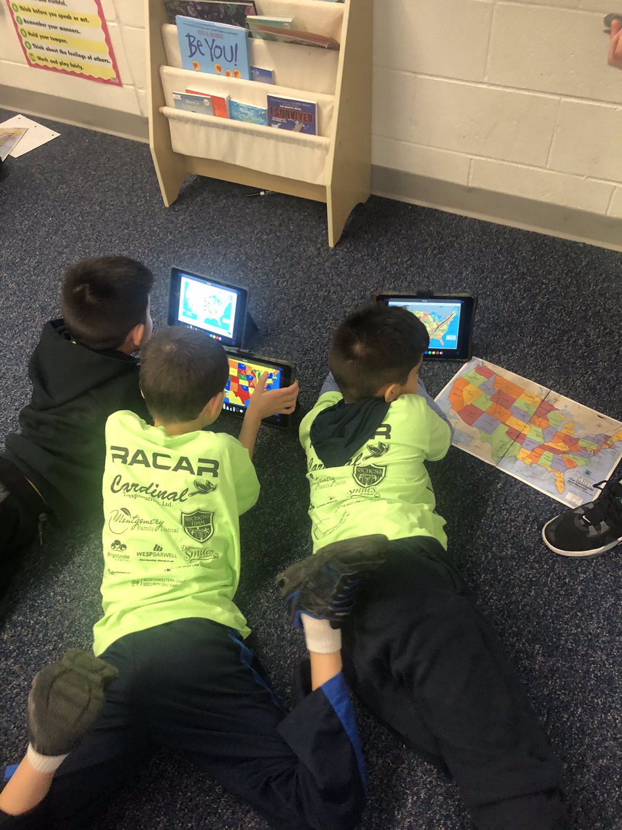 Mrs_Tackett's tweet photo. Yesterday, we connected with @MrsSandler85 and 4th graders in Colorado! We thought it was so cool that the students at their school know two languages. We were also a little jealous that they had 19 days of snow in February! 📸 by Allie. #mysteryskype @HilliardWolves https://t.co/AmymcMbtUw