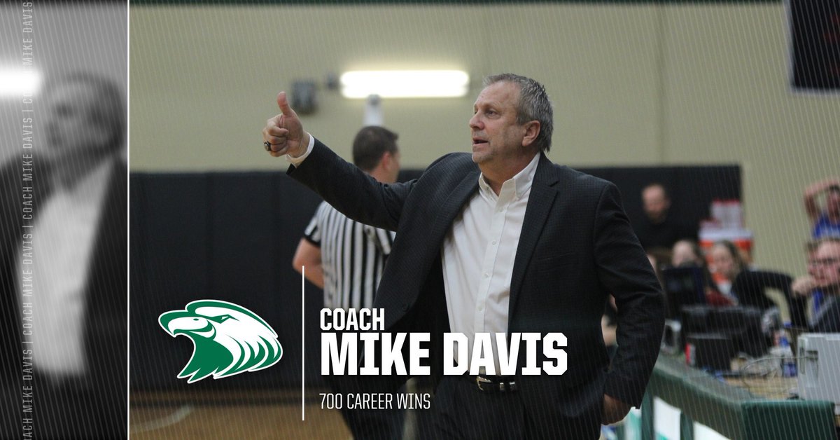 cmueagles's tweet photo. Congrats to @CMUWBB head coach Mike Davis on his 700th career win!
#TakeFlight #HeartWBB #NAIADIWBB https://t.co/NtreUeJrs2
