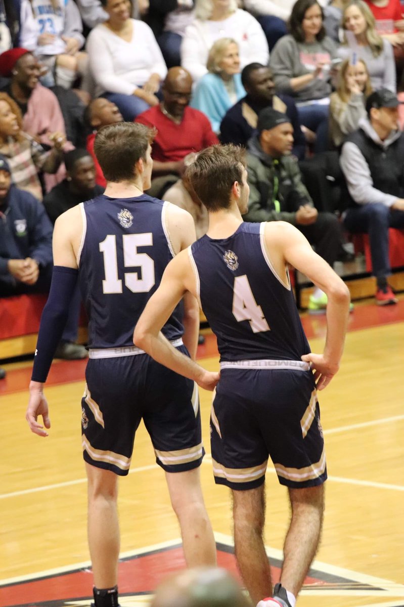briggsgatlin's tweet photo. This doesn’t feel real... It’s been one heck of a ride. Thankful for the opportunities that my high school career has brought me. Thankful for family, friends, teammates, and coaches that have been there with me the whole way. I love you all❤️ #4out✌🏼✌🏼 https://t.co/IYur8OKSkn