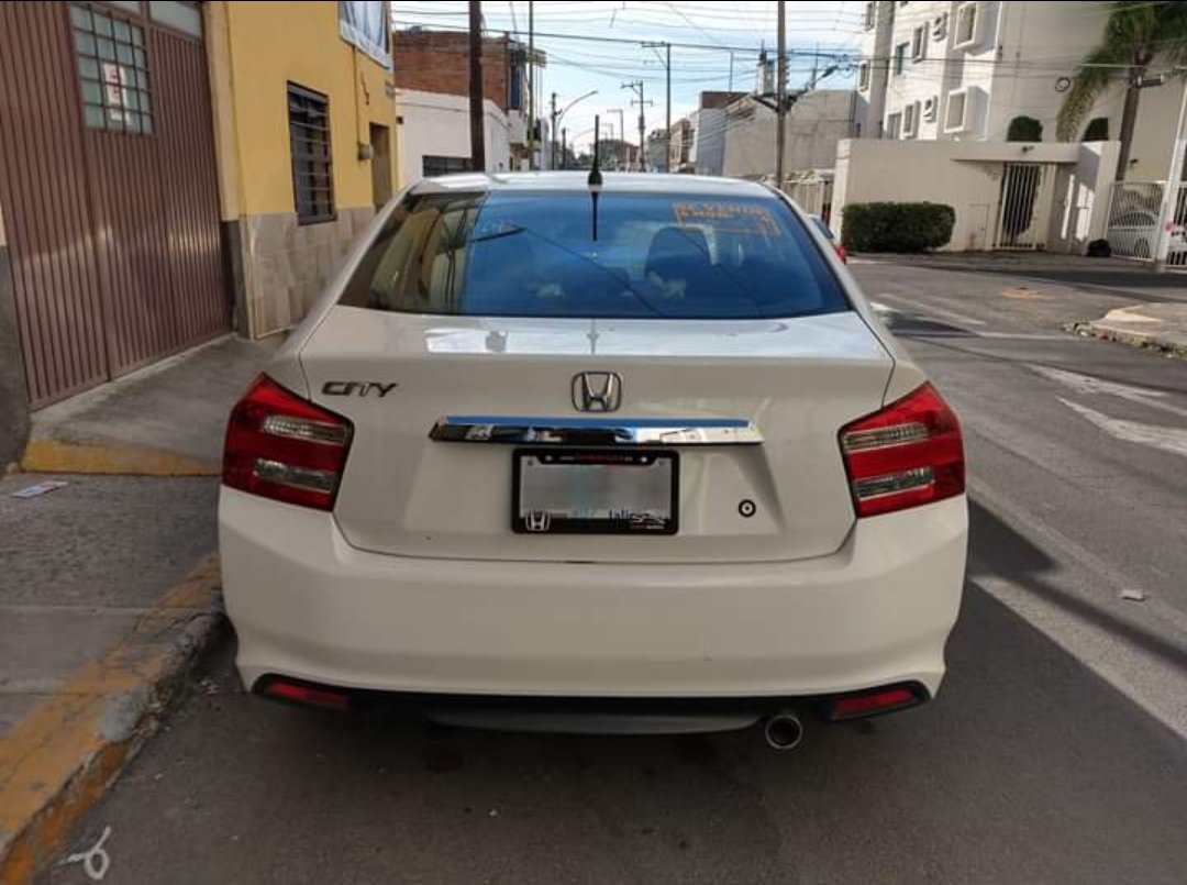 09cristopher's tweet photo. Se vende Honda city 2013 automático @deremate @seminuevohonda https://t.co/1Be4kNsCaL
