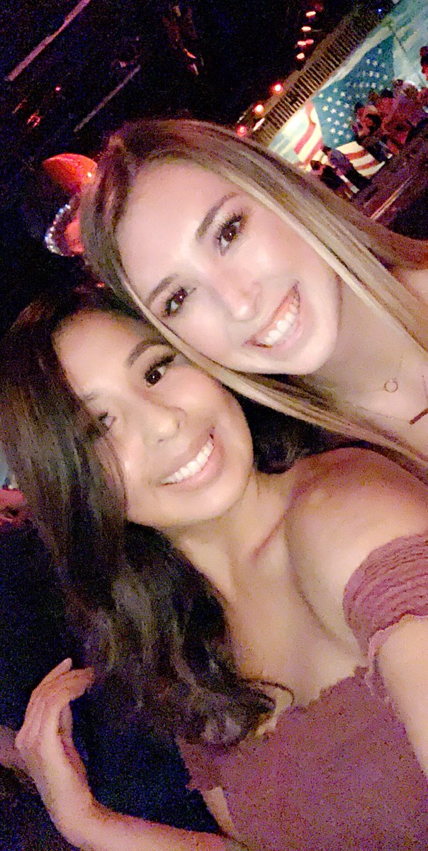 nattmreno's tweet photo. Happy Birthday to my girl @SmBrooklyn ! Ily 💗🎉 https://t.co/u41tvXIJON