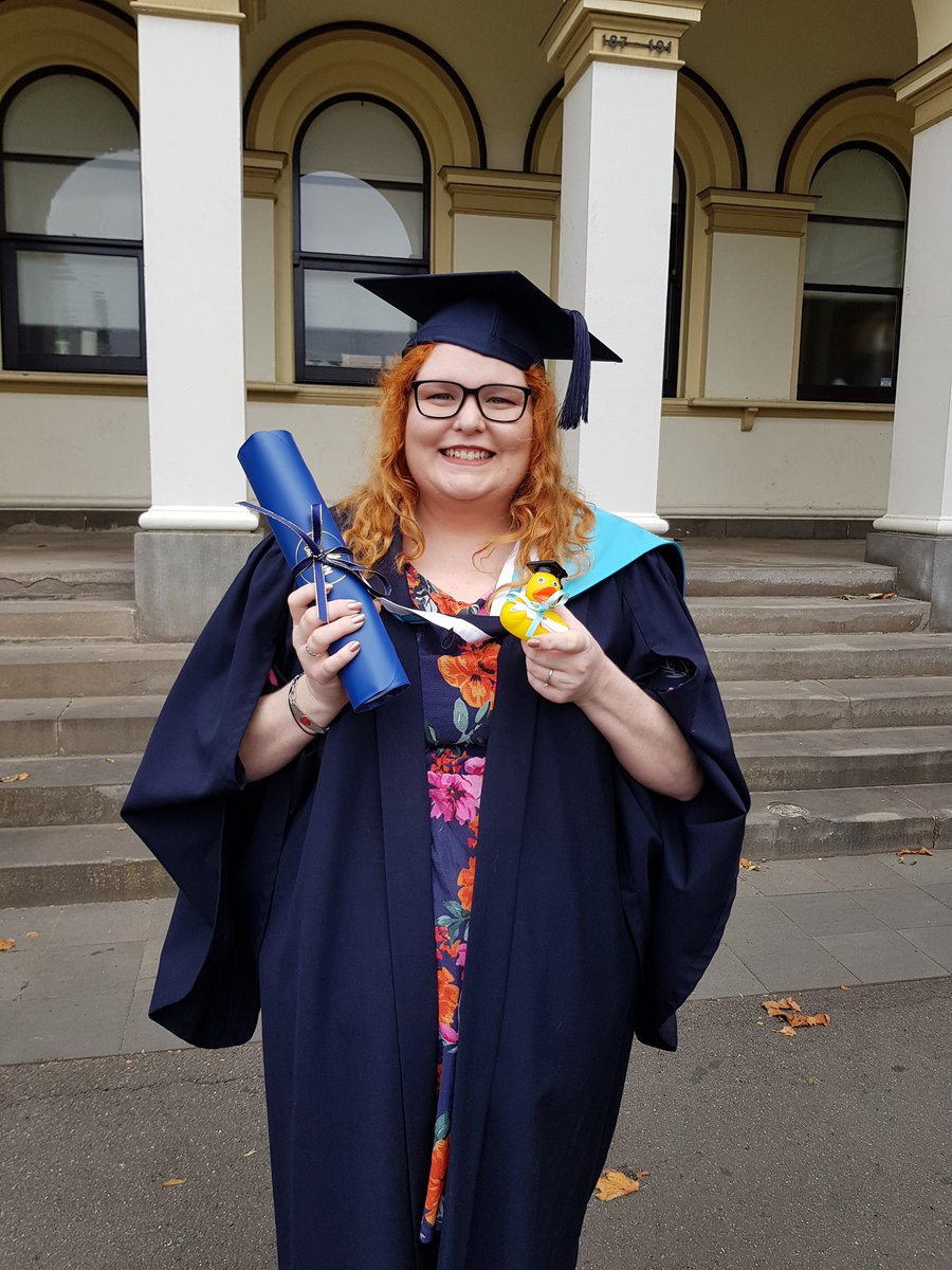 Still shocked I’ve finished honours year! Thanks @mediocre_wizard for being the best support, I couldn’t have done any of this without you ❤️ and thank you everyone at @IMPACTDeakin. Looking forward to my PhD studies! #HaveAnIMPACT #deakingrad @Deakin