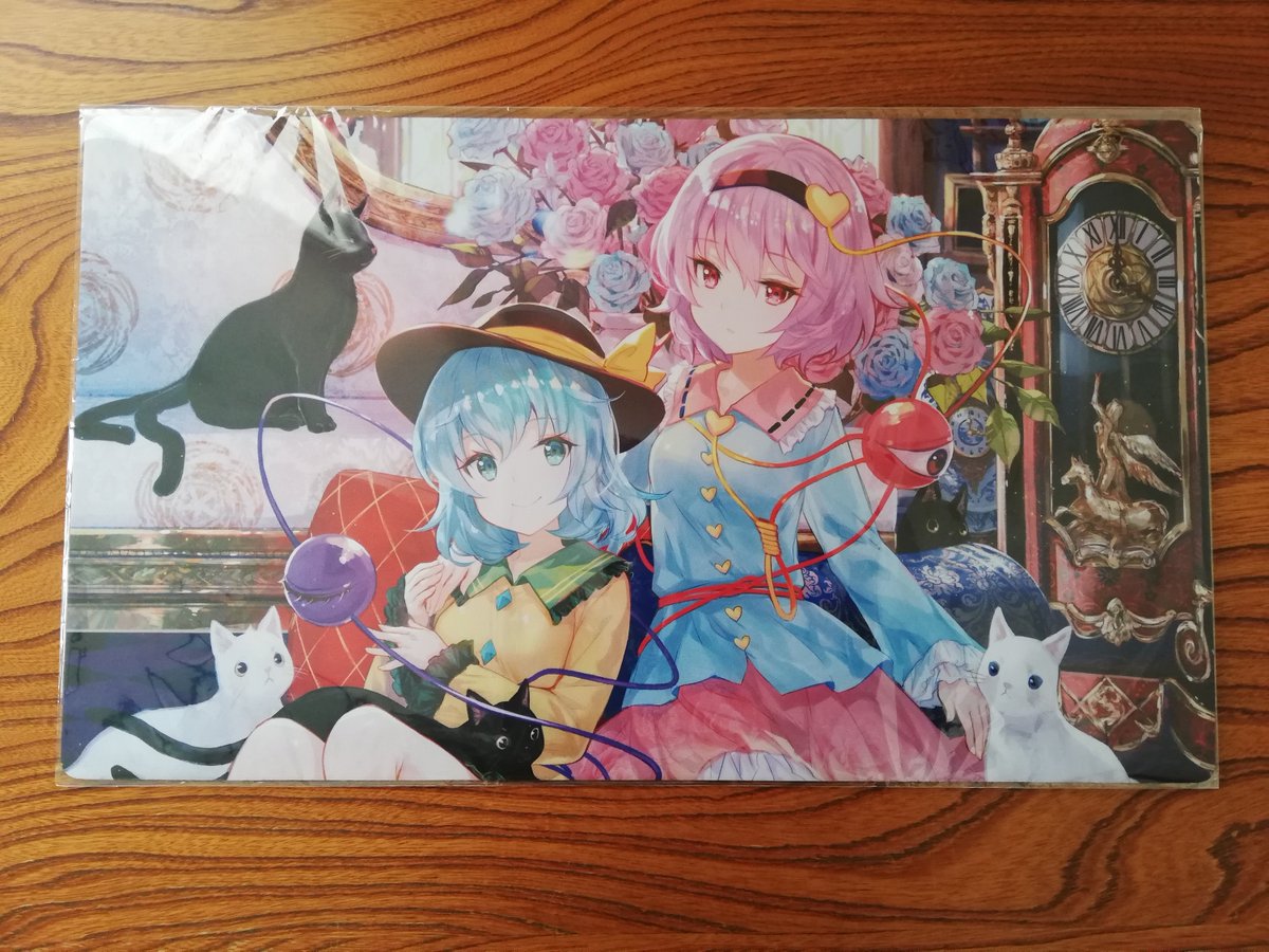 ニッシュ 以前予約していた藤ちょこ先生の さとり こいし プレイマット が家に届きました 東方 のことは全然詳しくないのですが藤ちょこ先生のイラストは以前から好きだったので購入してみました Mtgでも伝承の収集者 タミヨウの日本語