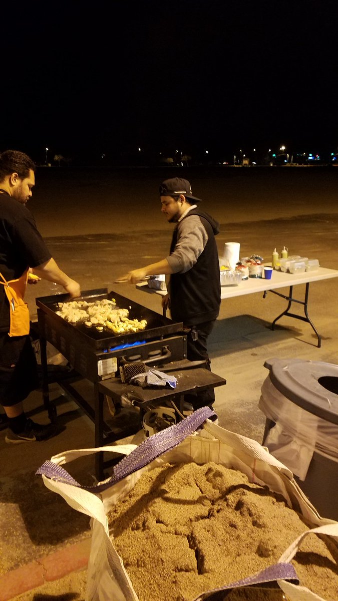 Eric, Javier, and Dave grillng up some street tacos for the freight team. <a href="/CBoswellHD/">Corey Boswell</a> <a href="/D66Celest/">Sheldon Celestine 🇹🇹🇺🇸</a> <a href="/FeliciaPuente05/">Felicia Duran</a> <a href="/mosesjedTHD/">Jed Moses</a> <a href="/RussellTomlins7/">Russell Tomlinson</a> <a href="/JillLandis7/">Jill Landis</a>