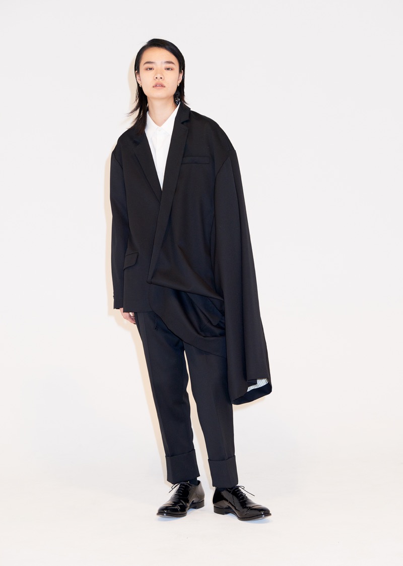 deedfashioncom's tweet photo. KANIZSA 2020年秋冬コレクション

https://t.co/nJ8hexM1RO

このコレクション受注会を、渋谷・神泉のセレクトショップ「R for D @rford_fashion 」で、2/29(Sat.) まで開催中。

#KANIZSA #カニッツァ #collection #2020秋冬 #2020aw #tokyo #fashion #mode #style #photo #look https://t.co/2GxZPnSQ2W