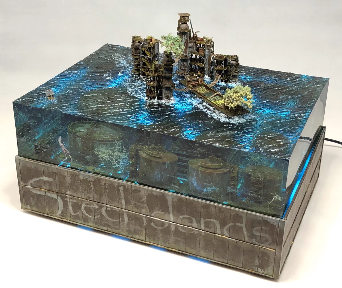 レジンの海に沈められている建物が幻想的で綺麗！