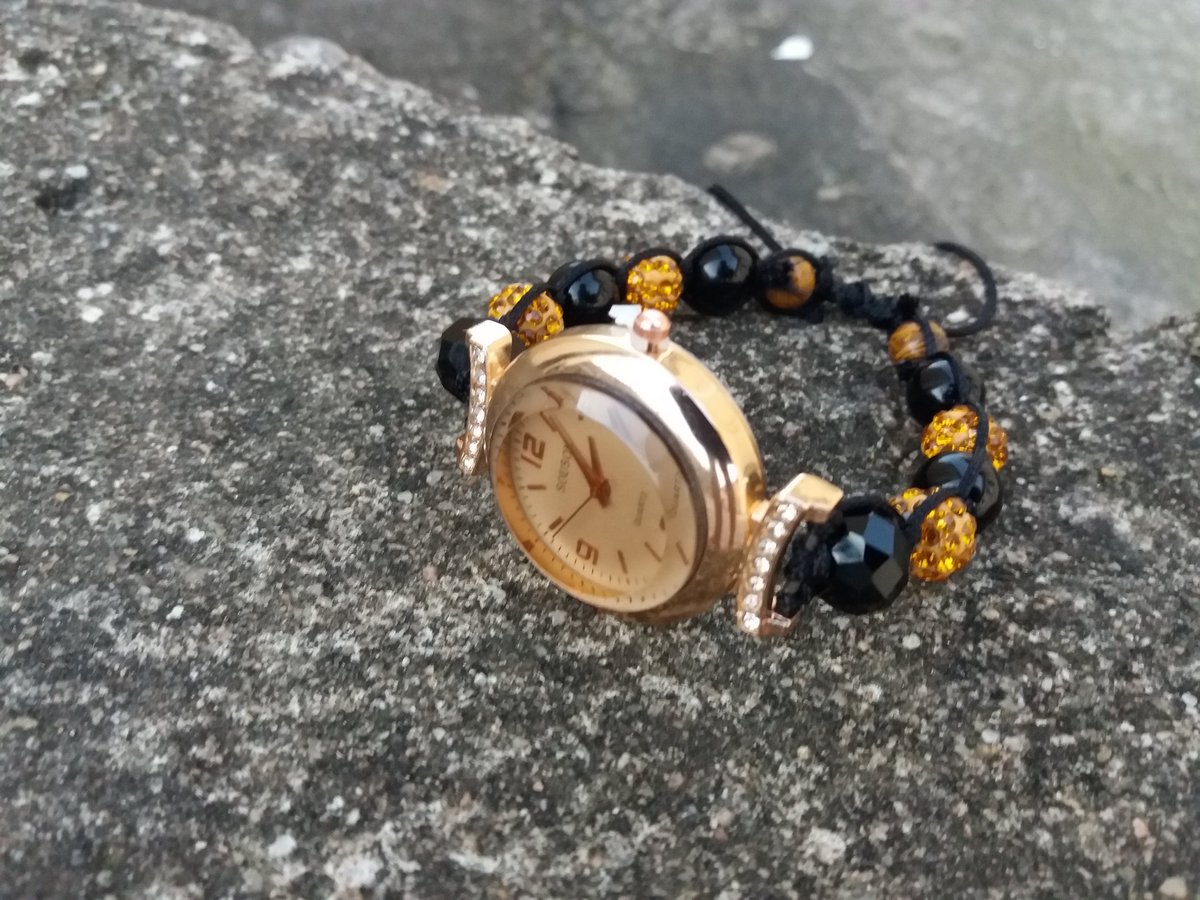 GShamballa's tweet photo. African piece of art.

Handmade and beautiful ❤️
📌 WhatsApp 0784495953

#UFHshutdown #maphorisa  #ThursdayMotivation  #thursdaymorning #buylocal #handmade https://t.co/xYg70FSJUr