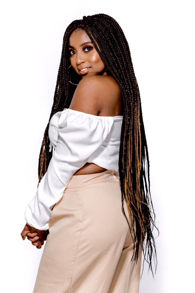 Madame_Shonsan's tweet photo. First things first, HAPPY #ShonisaniBraidLaunch2020 DAY!!!!! 🔥🙌🏾🥰❤️😭👑 

Welcome to the #ShonisaniBraidGang ! 

Tell your friends to tell their friends that the #ShonisaniBraid can officially be found in stores &amp; online at https://t.co/IFGLZMwq6R #iloveAFROTEXSA 💫 https://t.co/WLjqLrFc3l