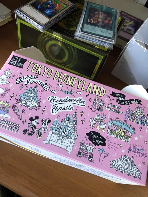 ディズニーランドのお土産で買ったドーナツ
賞味期限が僕の誕生日! 