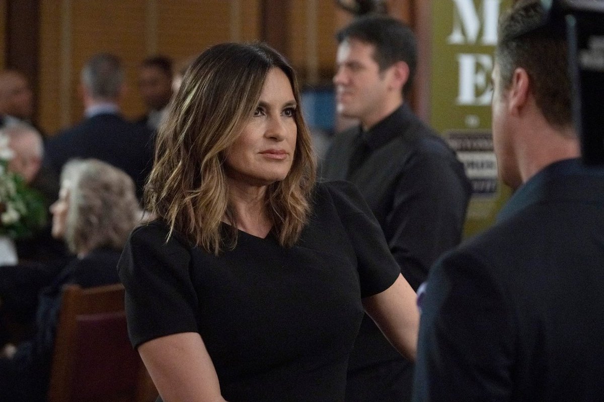 More promotional photos for SVU “Eternal Relief From Pain” airing tomorrow at 10pm on NBC.