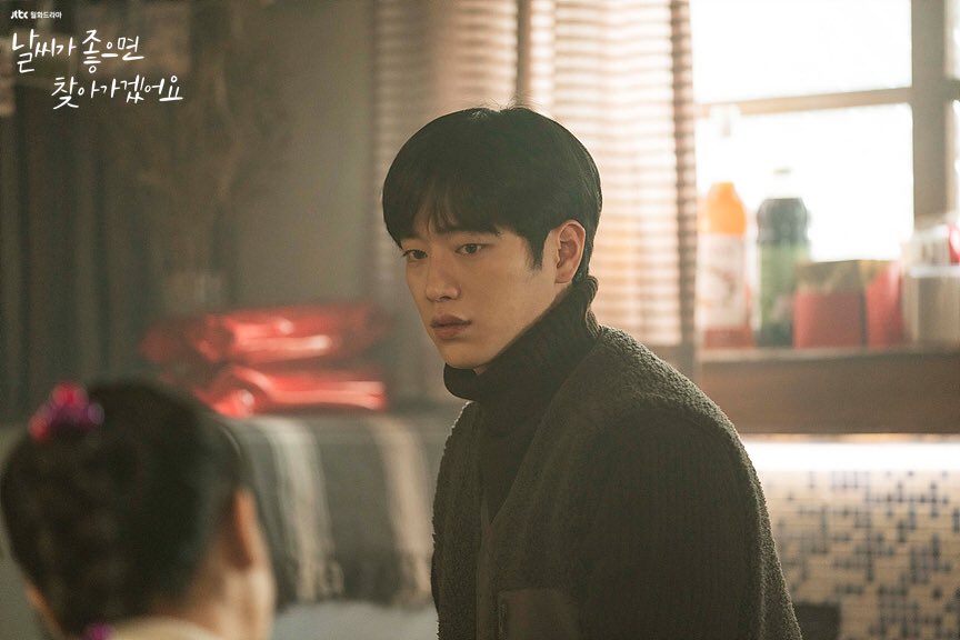 kangjoonintl's tweet photo. New official stills from “When the Weather Is Fine” episode 1 and 2 https://t.co/adcdHHD1z7

#서강준 #徐康俊 #ソガンジュン #SeoKangJoon #SeoKangJun #날씨가좋으면찾아가겠어요 #WhentheWeatherIsFine https://t.co/kt9EoqWLcy