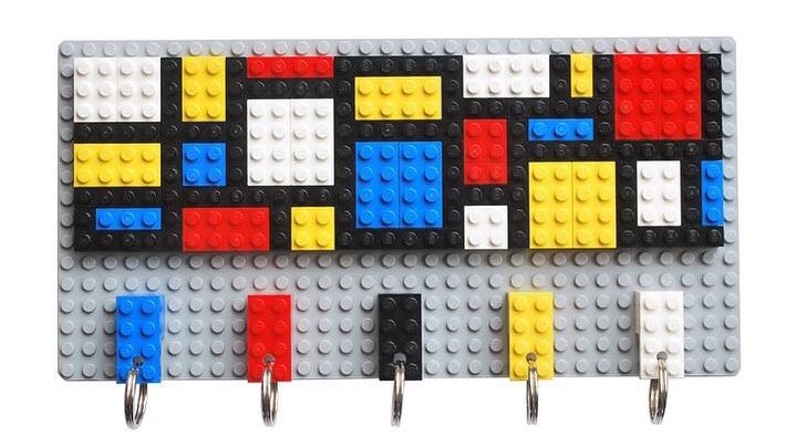 CreativeBrickRo's tweet photo. 🔑 Mondrian Key Holder 🔑
https://t.co/hRmeLkyhxa

#lego #keyholder #mondrian #pietmondrian #legokeyholder #homedecor #homedecoration #legodecor #legodecoration #housewarming #housewarminggift #creativebrick #shoppingonline https://t.co/J0UCGxHHZr
