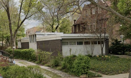 Roger Margerum, Lanier House (n.d.) Kenwood, Chicago, ILAnother Margerum design on the South Side is this unique rotated courtyard house at 1020 E. 48th Street. Unfortunately didn’t get a chance to see in person so these Street View photos will have to do for now.