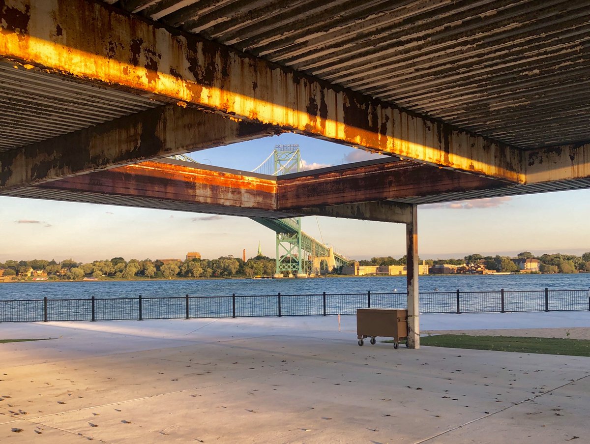 Roger Margerum, Ambassador Bridge Park Shelter (1984) West Riverfront, Detroit, MIMargerum considered this to be his favorite project, a minimalist park shelter overlooking the Detroit River and the industrial riverfront of Windsor, ON.