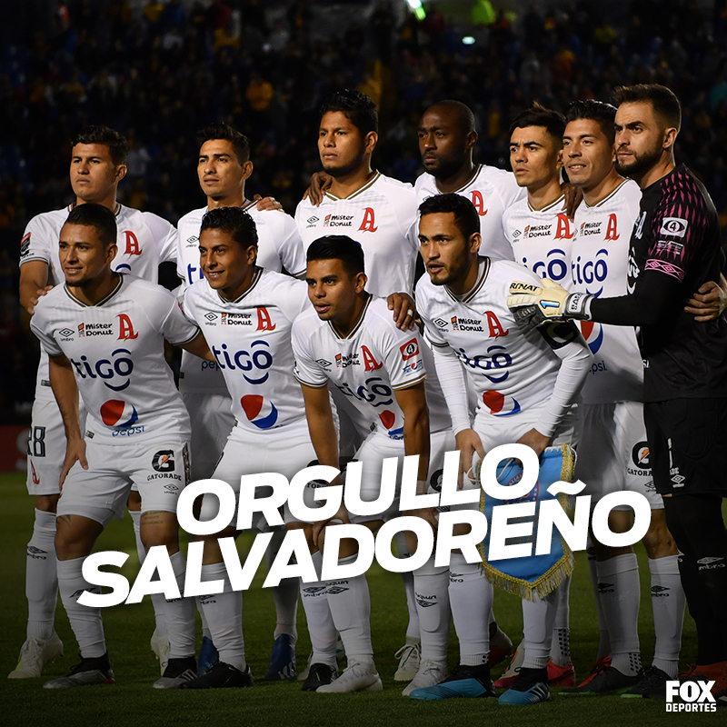 FOXDeportes's tweet photo. .@AlianzaFC_sv, el equipo que puso a temblar a @TigresOficial. 
GALERÍA | https://t.co/zDqzJ4IGce https://t.co/k2x3qhLdAR