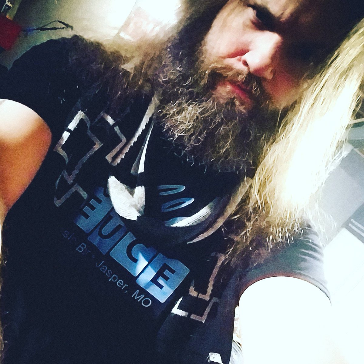 theLennardJames's tweet photo. Audible mayhem at the bunker tonight...new music and weird platitudes abound.🤘🐟🤘 #ratbastardsyndicate #bassguitar #singer #poetry #prepare #doubleduce https://t.co/6Qs0IAKNEV