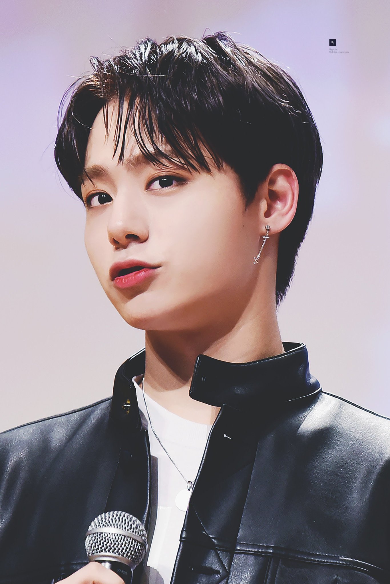 ONEUS PICS on Twitter: "190210 Heartstone Hall HWANWOONG cr