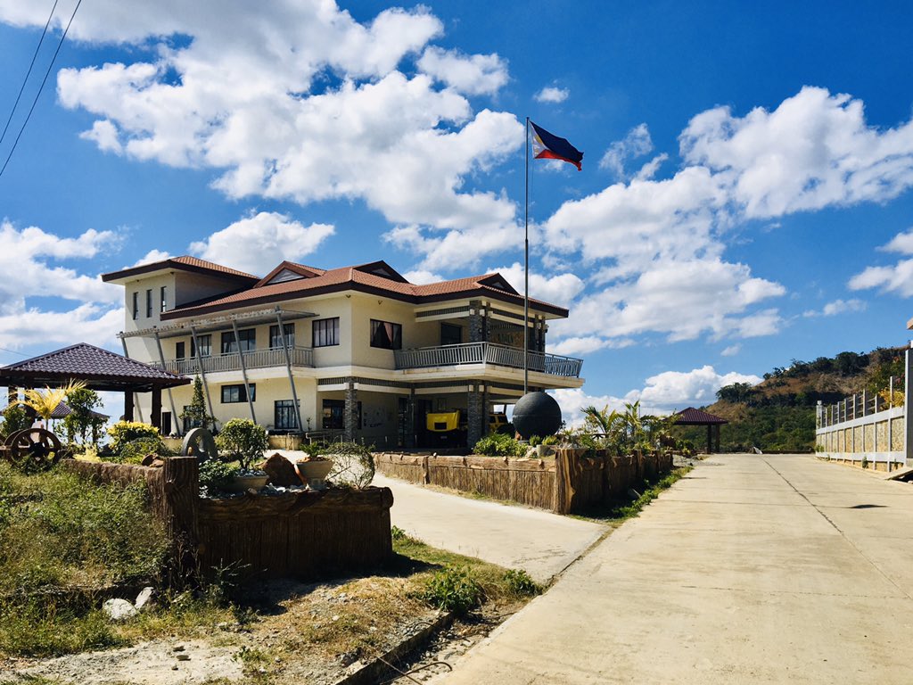 astudillo_shebz's tweet photo. Tineg Municipal Hall
#PictureOfTheDay https://t.co/kLHvVTY27P