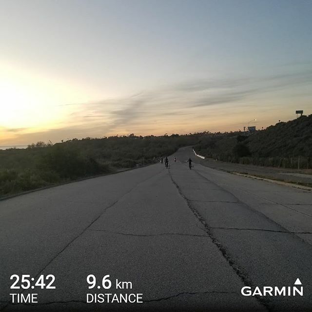 Wayoftheblade1's tweet photo. Commute to and from work via the bycycle and a 1 hour run at lunch. Solid day here in San Clemente.
.
.
#triathlon #cycling #tri #gpp #triathlontraining #tacticalathlete #ironman #WOD #fitnessmotivation #crossfit #fitness #fit #usacycling #garagegymathle… https://t.co/QZ9B7QS3zY https://t.co/XELxbMMoST