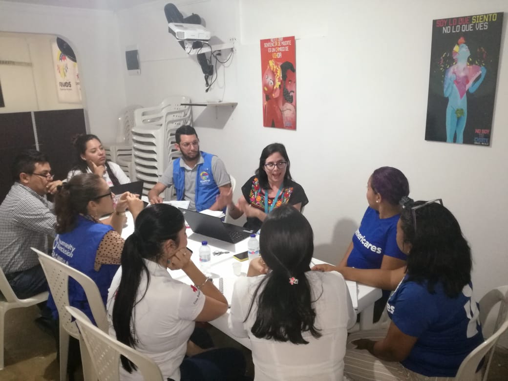 FuvadisDDHH's tweet photo. Hoy fuimos invitados como sociedad civil organizada a la reunión de la Mesa de Migración y Salud que lleva la cooperación @Americares @UNICEFColombia @Humanitycol @CRUZROJA_BQ @ProfamiliaCol y presentes desde OSC @FundaMSFCV @CPazaporte @FuvadisDDHH

Seguimos Trabajando 💛💙❤️ https://t.co/Lh5kmdu01B